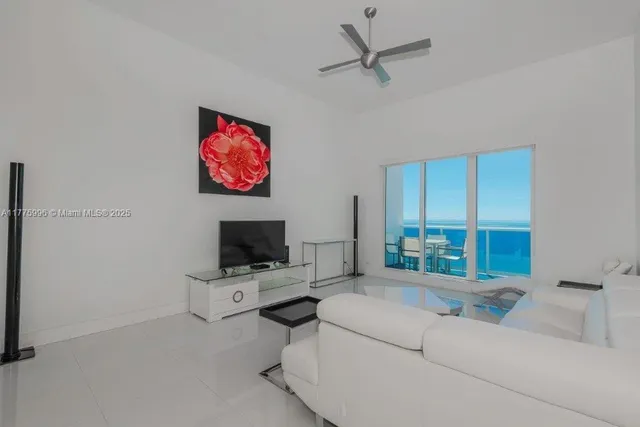 $15,000 | 2301 Collins Avenue, Unit 1624, Miami Beach, FL 33139