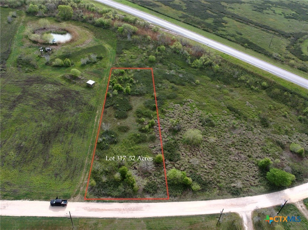 317 Guadalupe River Road Tivoli, TX 77990 - Photo 2 of 7