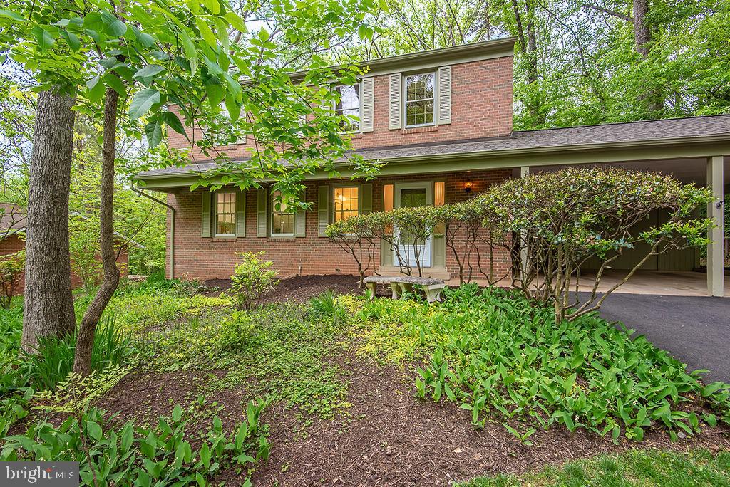 2302 Short Ridge Road Reston, VA 20191 - Photo 3 of 63