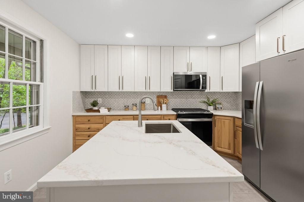 2302 Short Ridge Road Reston, VA 20191 - Photo 7 of 63