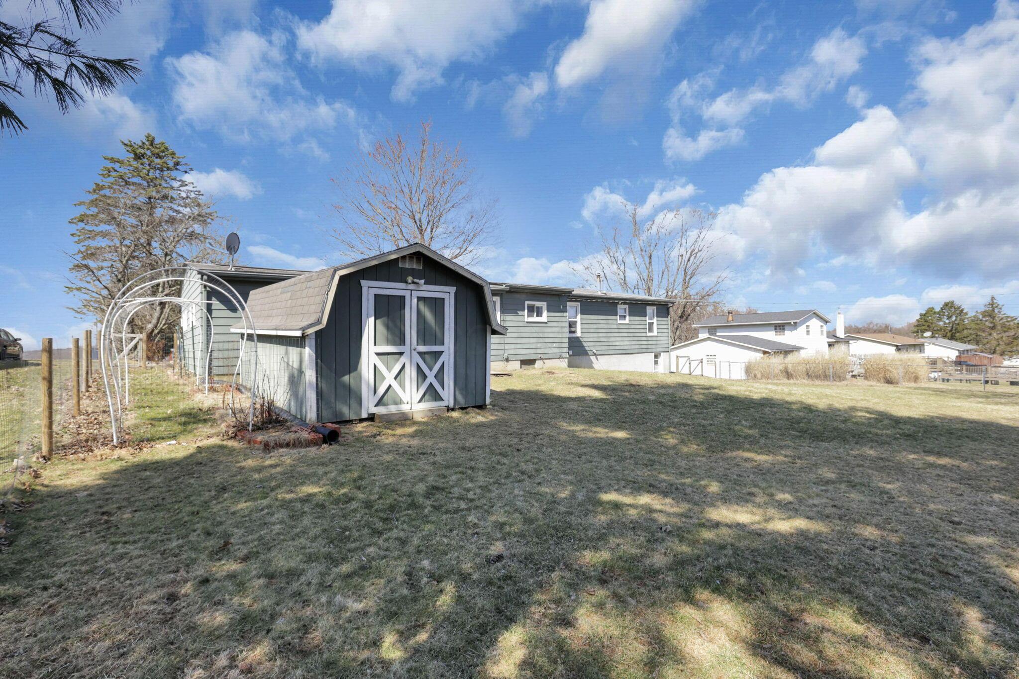 323 Overdrive Road Newark, OH 43056 - Photo 36 of 39 39-web-or-mls-0V3A3993