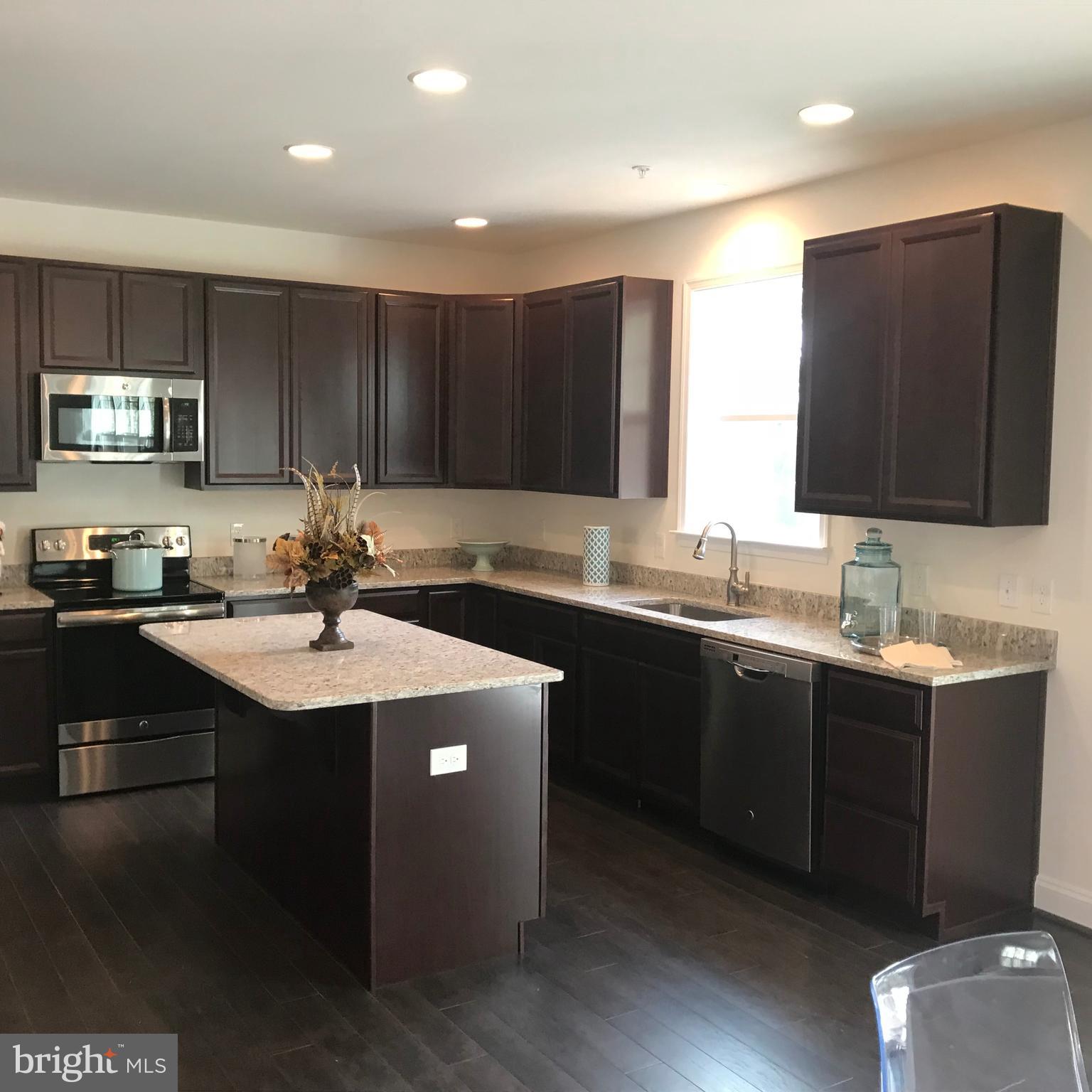 2815 South Haven Road Annapolis, MD 21401 - Photo 3 of 7