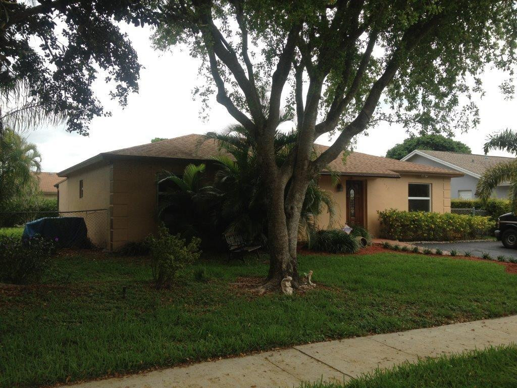 19650 Delaware Circle Boca Raton, FL 33434 - Photo 1 of 10 Photo 1