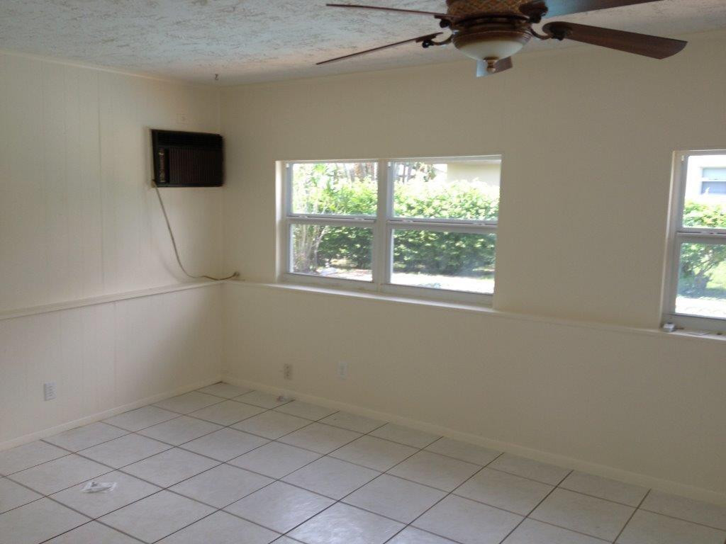 19650 Delaware Circle Boca Raton, FL 33434 - Photo 4 of 10 Photo 4