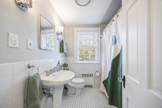 $839,900 | 1 Pennsylvania Avenue, Reading, MA 01867