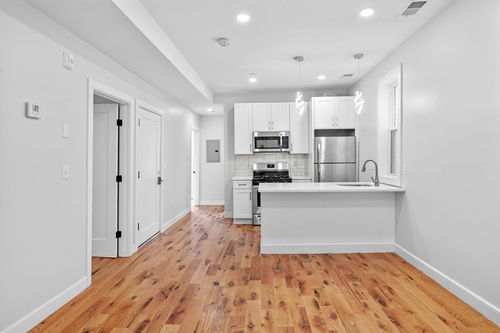 283 Chelsea Street, Unit 2 Boston, MA 02128 - Photo 7 of 18