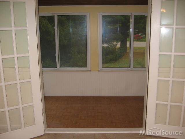 4046 Lakeshore Road Lexington, MI 48450 - Photo 16 of 30 31217419-15.JPG