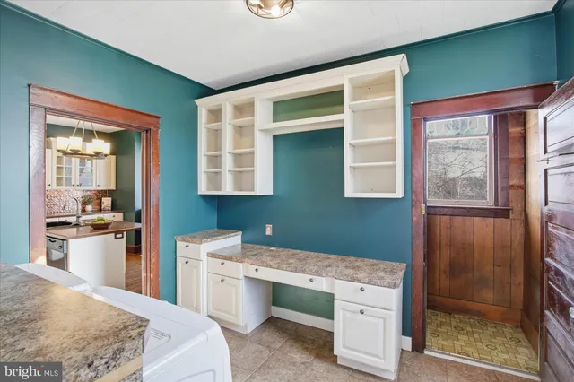 $335,000 | 127 West Main Street, Adamstown, PA 19501