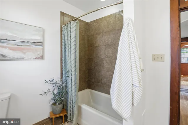 $335,000 | 127 West Main Street, Adamstown, PA 19501