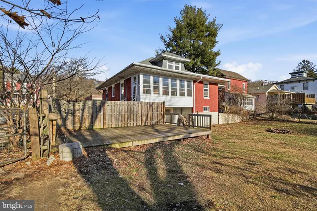 $335,000 | 127 West Main Street, Adamstown, PA 19501