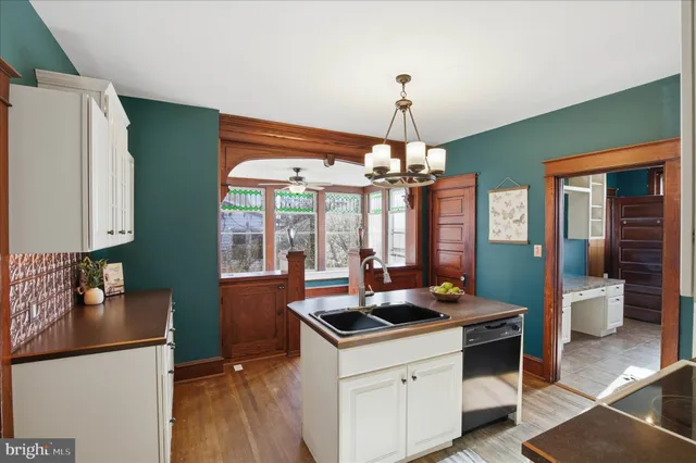 $335,000 | 127 West Main Street, Adamstown, PA 19501