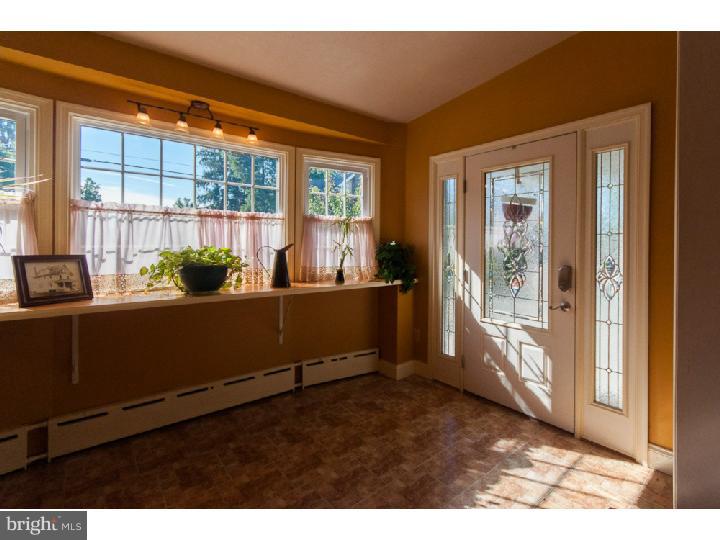 254 Kathmere Road Havertown, PA 19083 - Photo 4 of 25