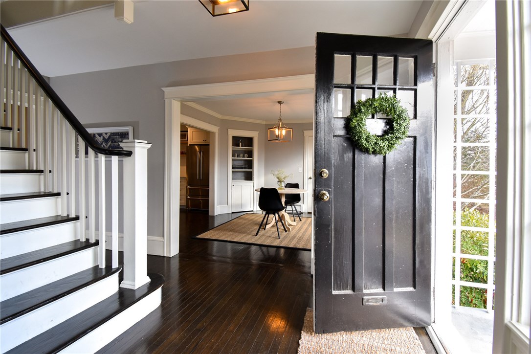 12 Chapin Road Barrington, RI 02806 - Photo 3 of 39