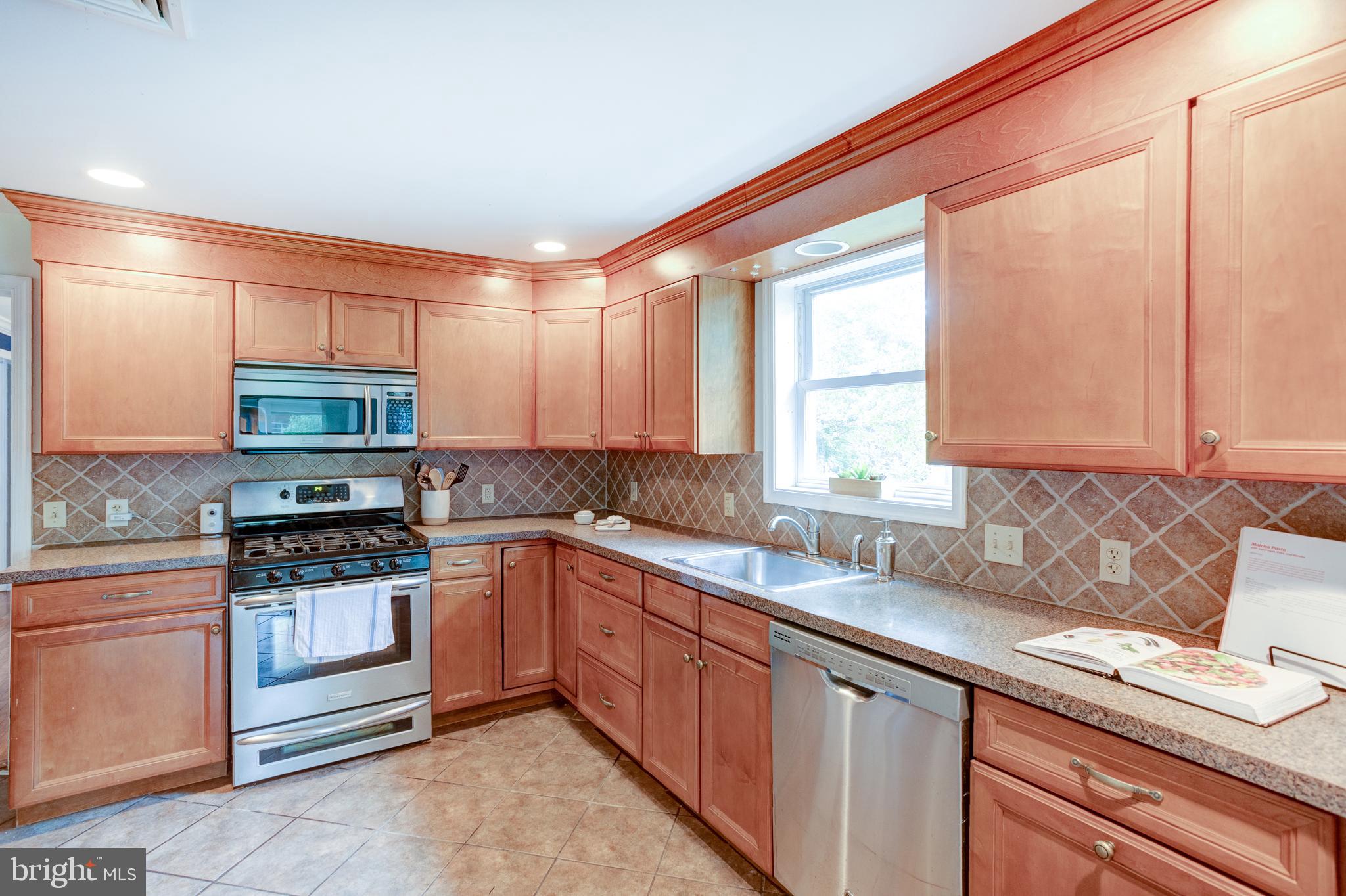 700 Avondale Road Glenside, PA 19038 - Photo 6 of 36 Gallery Image 6