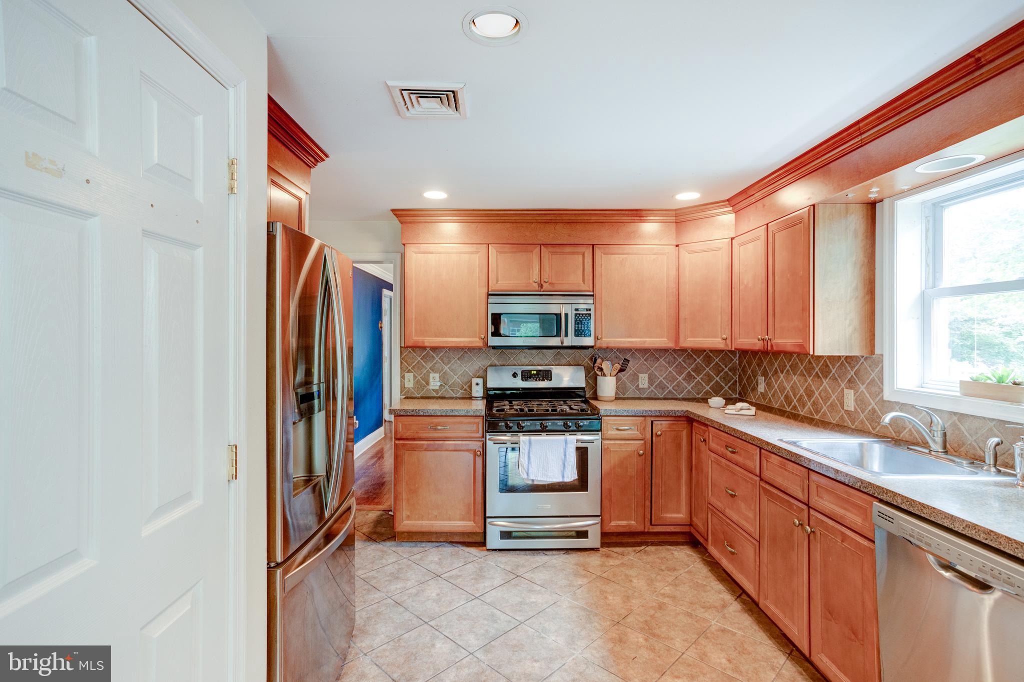 700 Avondale Road Glenside, PA 19038 - Photo 7 of 36 Gallery Image 7
