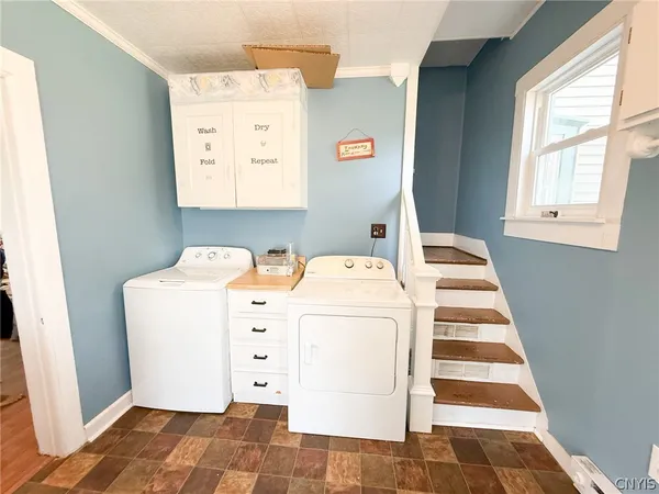 $349,900 | 1083 Glenwood Circle, Oneida, NY 13421