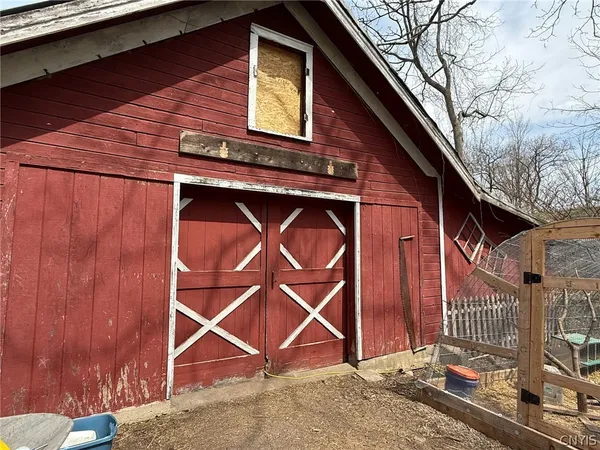 $349,900 | 1083 Glenwood Circle, Oneida, NY 13421
