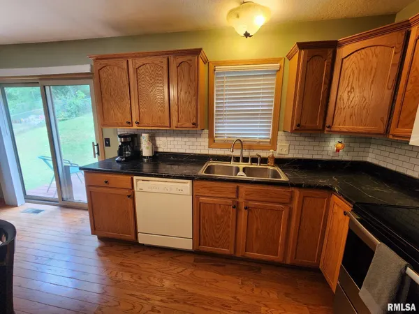 $240,000 | 9575 County Road 410, Hannibal, MO 63401