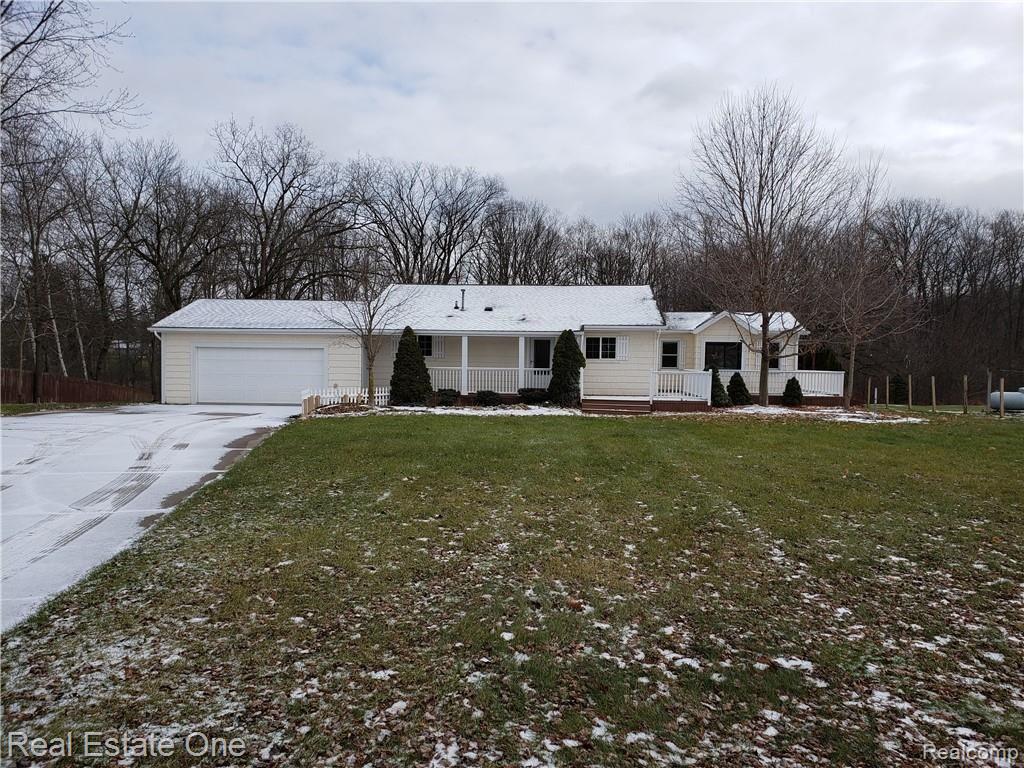 8498 Morrish Road Flushing, MI 48433 - Photo 1 of 27