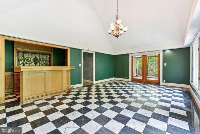 $2,000,000 | 662 Live Oak Drive, McLean, VA 22101