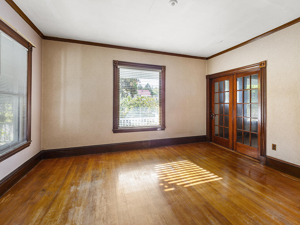 5 West Street Waterville, ME 04901 - Photo 13 of 29 First floor family room