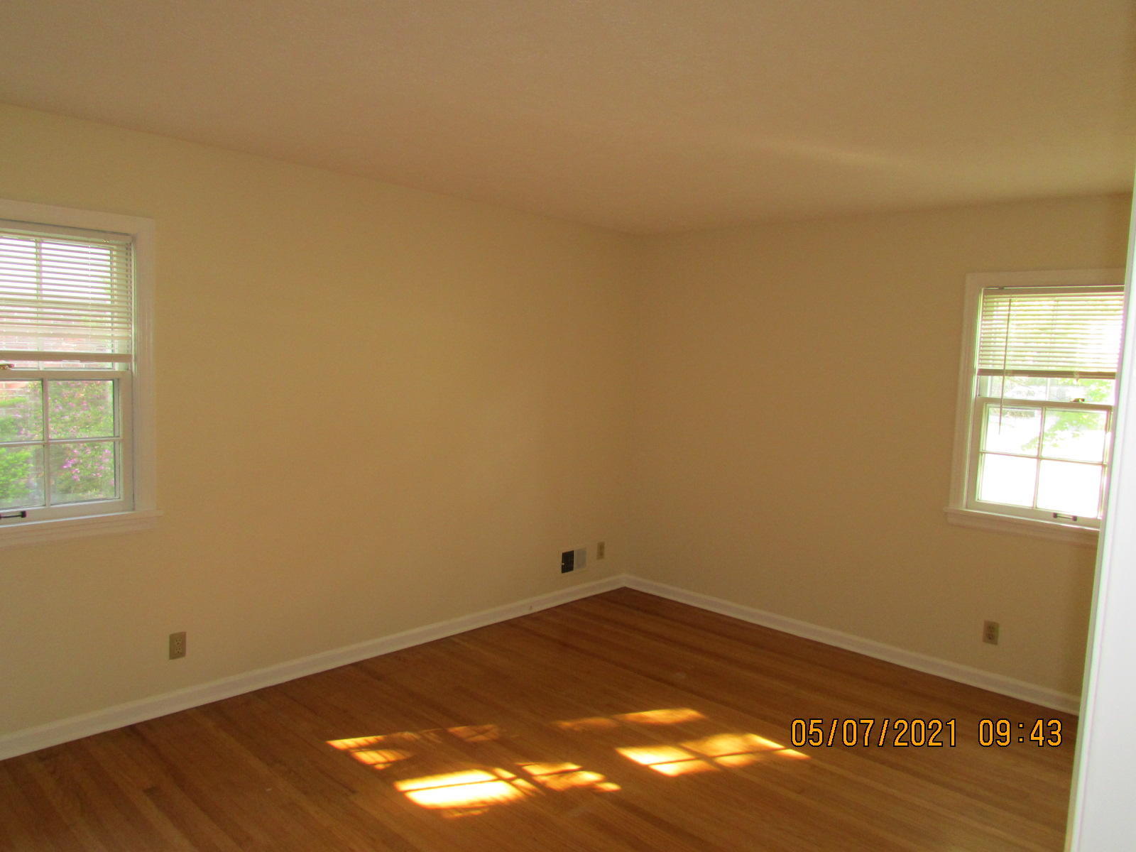218 Blue Ridge Road Louisville, KY 40223 - Photo 14 of 17 218BlueRidgeMaster1