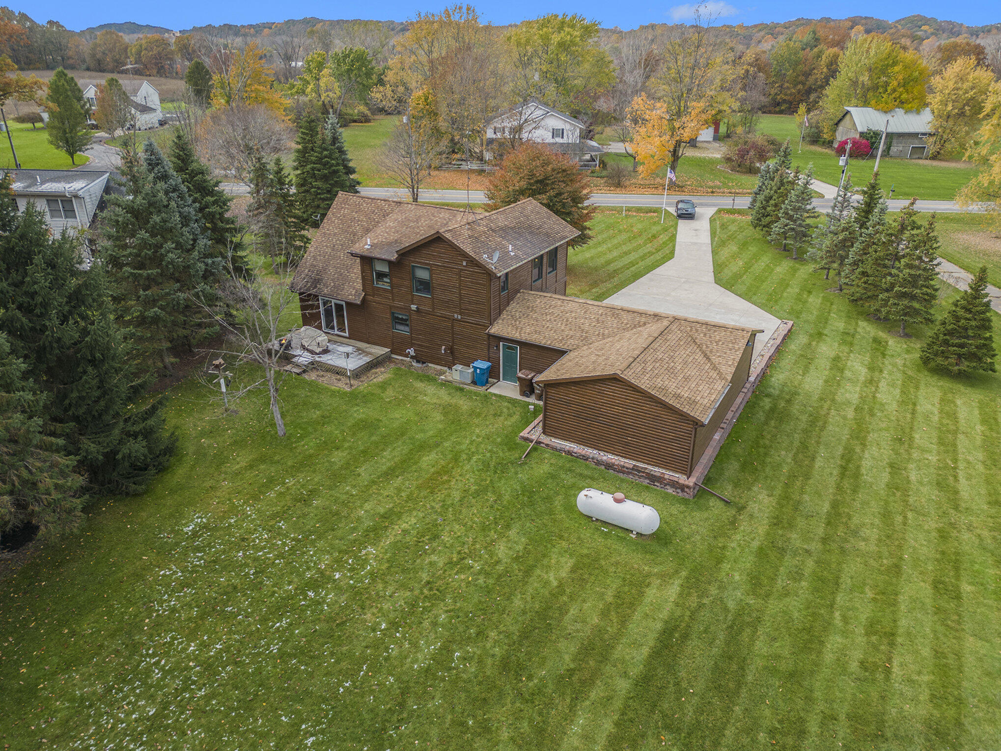 11181 Snow Road Bridgman, MI 49106 - Photo 43 of 55 045_dji_0111