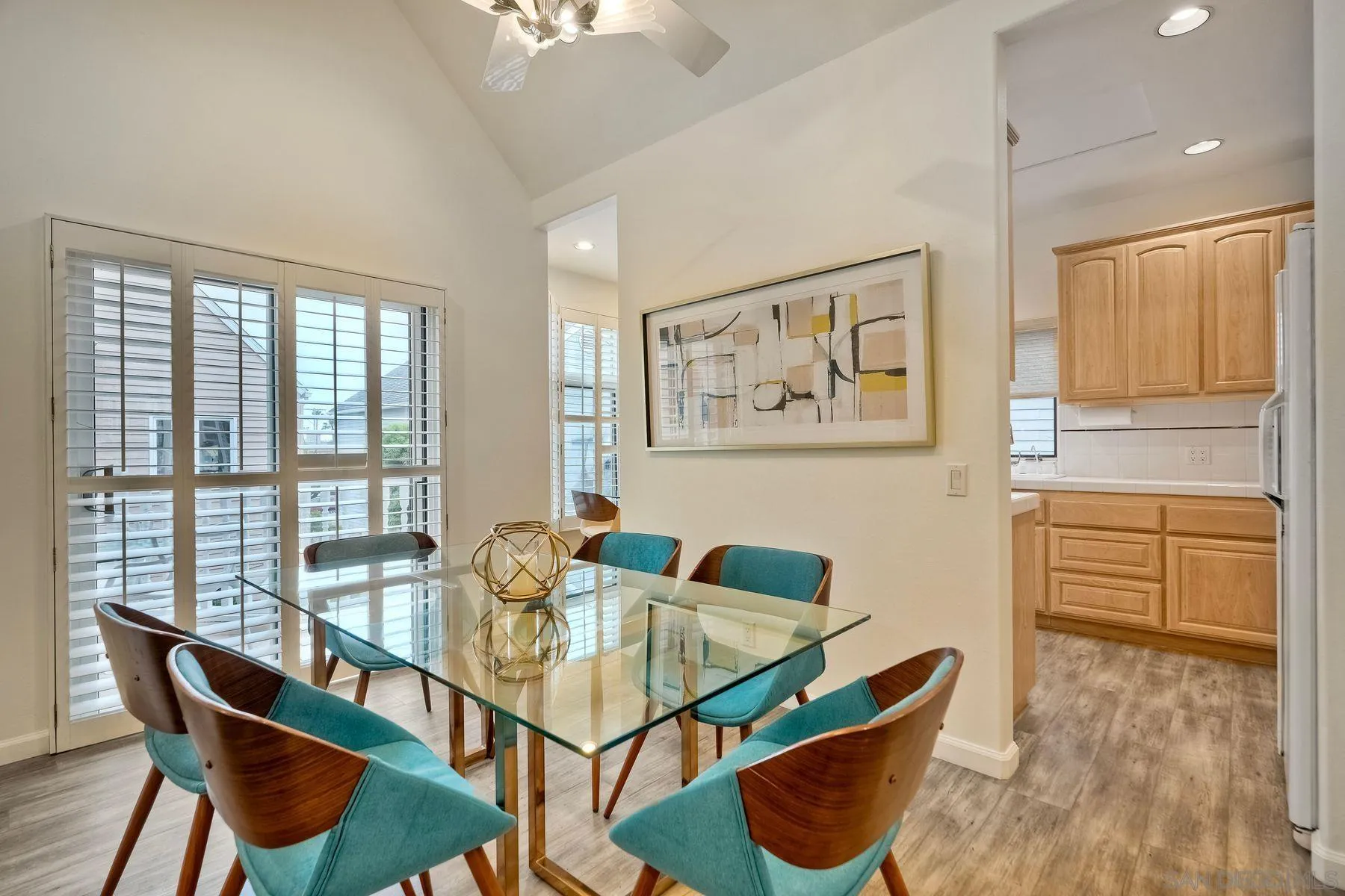 7635 Draper Avenue La Jolla, CA 92037 - Photo 20 of 43 a dining room with furniture and window