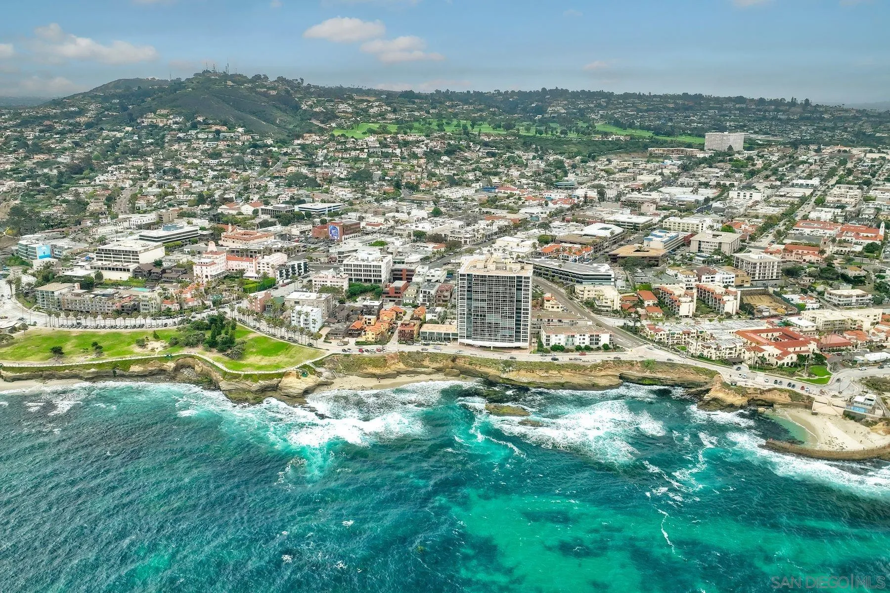 7635 Draper Avenue La Jolla, CA 92037 - Photo 43 of 43 a view of a city