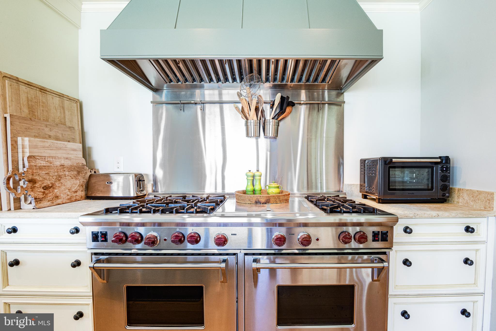 4440 Baildon Road Trappe, MD 21673 - Photo 37 of 98 Kitchen 6 burner, griddle, 2 ovens, hood vent