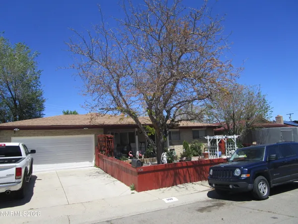 $569,900 | 908 Ivy Street, Carson City, NV 89703