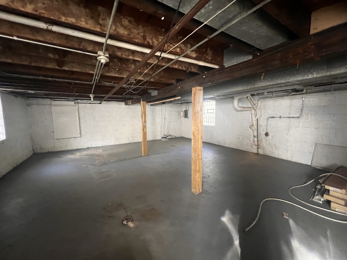 18451 Klimm Avenue Homewood, IL 60430 - Photo 13 of 15 a view of a room with an empty space