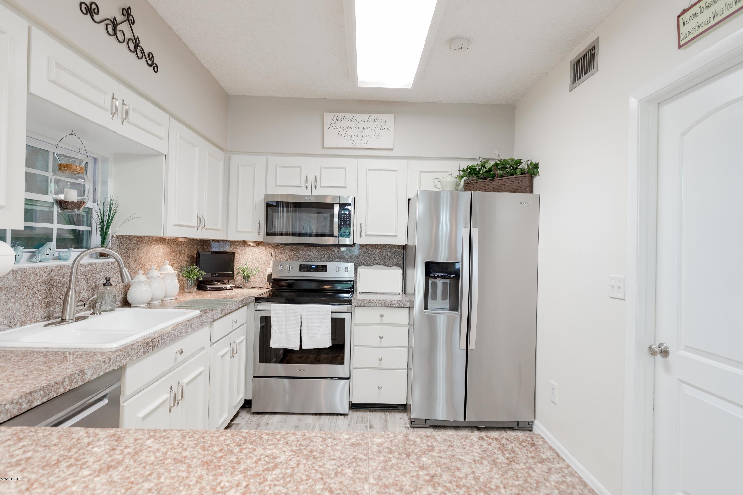 190 Wesley Road Green Cove Springs, FL 32043 - Photo 14 of 53 kitchen
