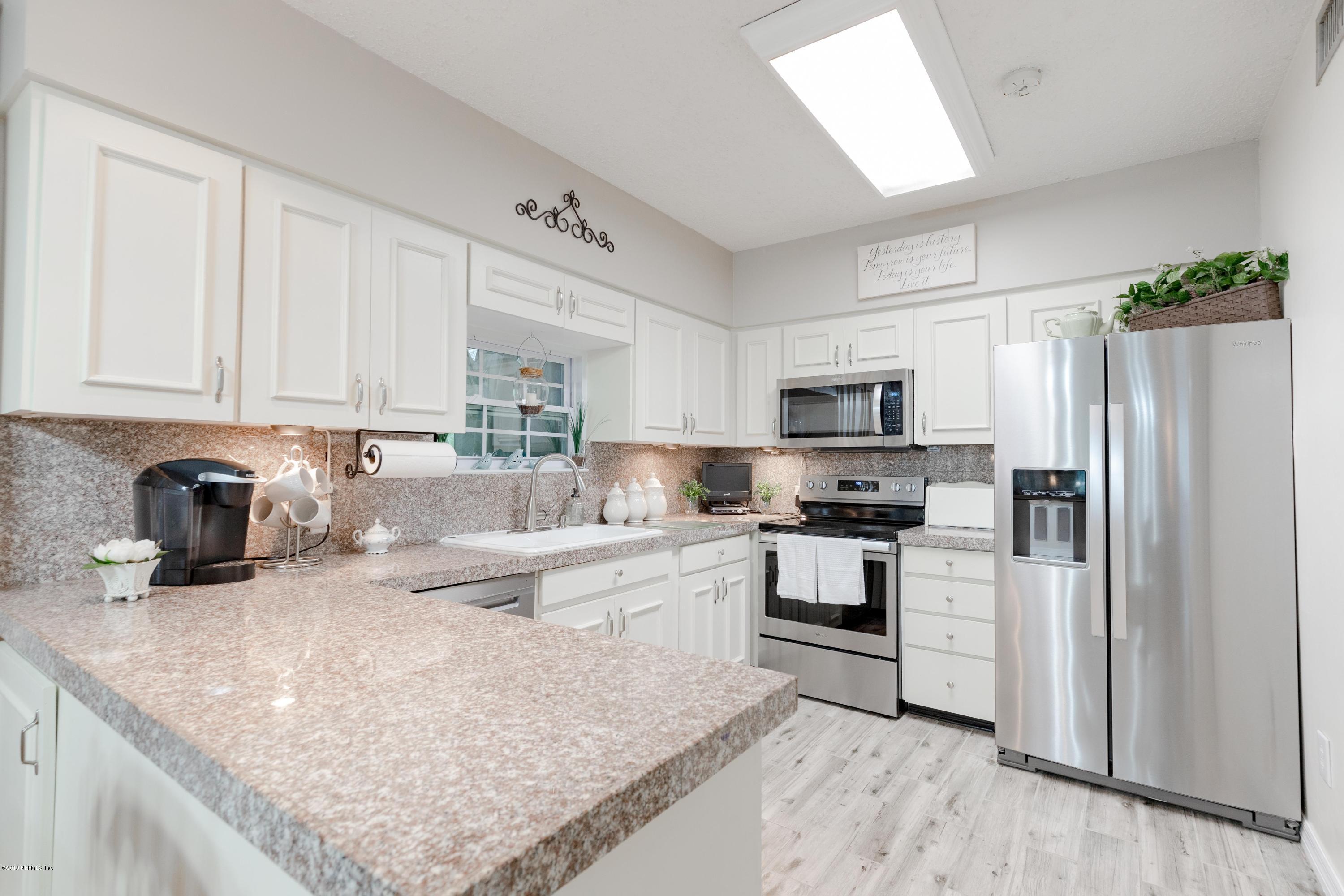 190 Wesley Road Green Cove Springs, FL 32043 - Photo 15 of 53 kitchen