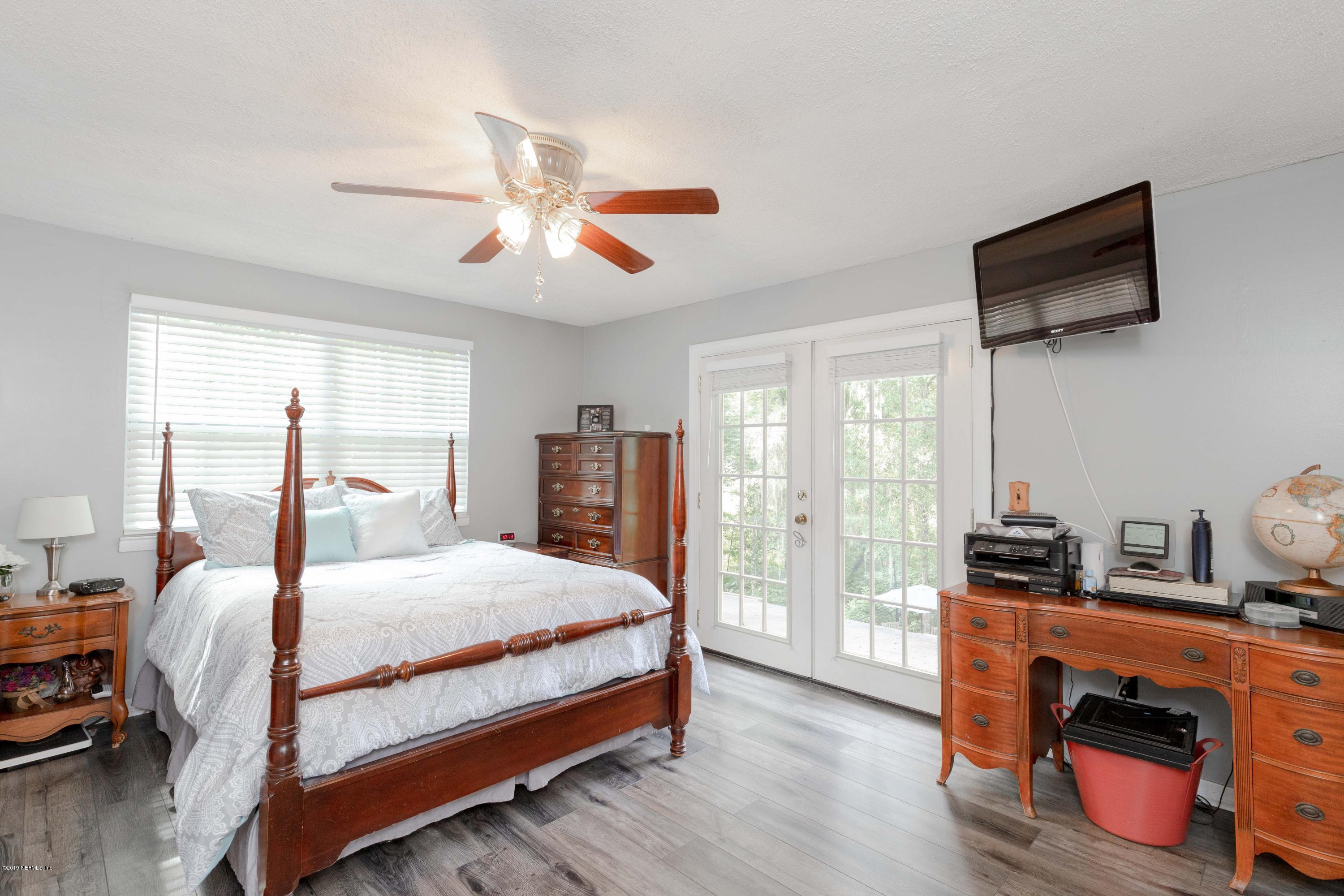 190 Wesley Road Green Cove Springs, FL 32043 - Photo 18 of 53 master bed room