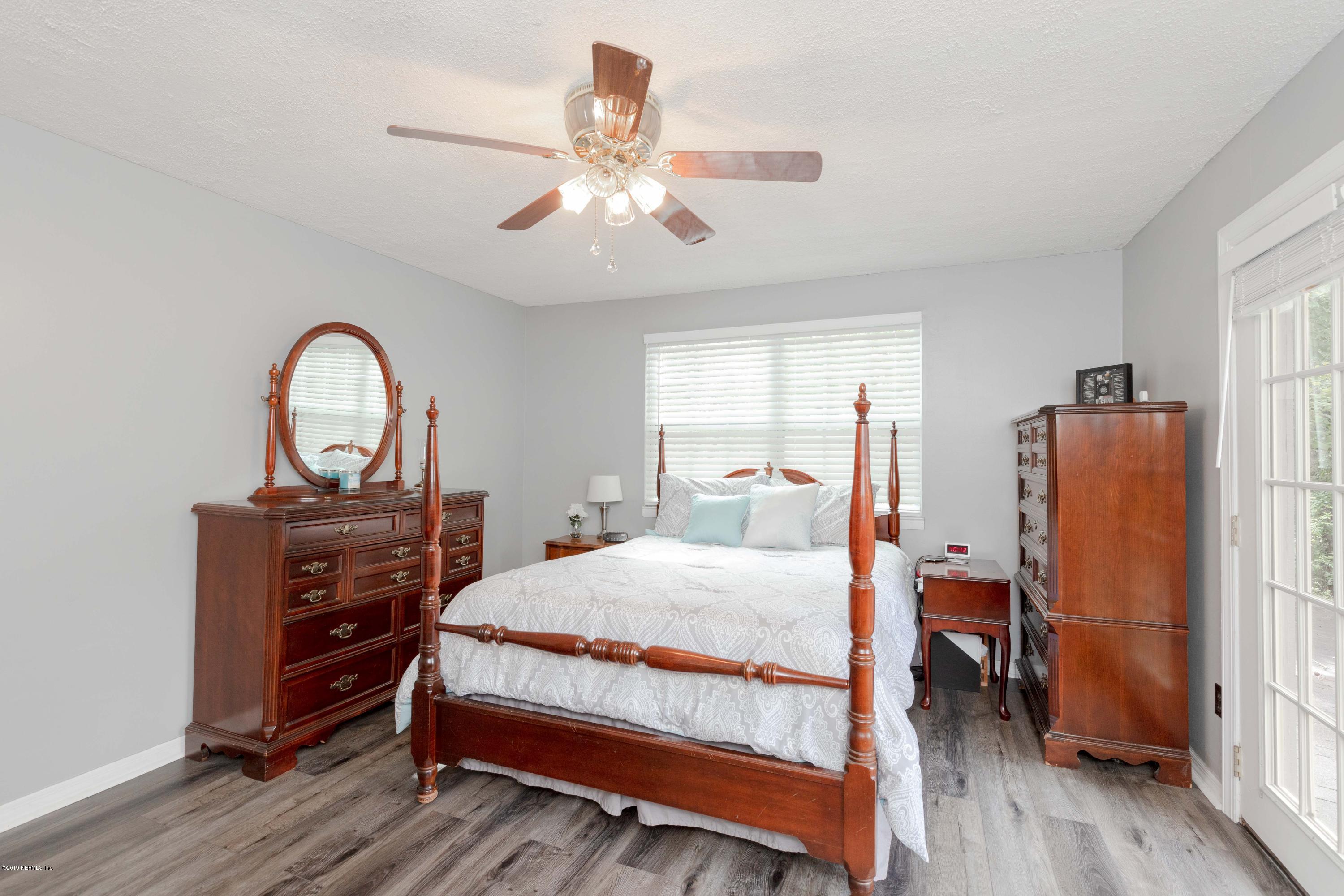 190 Wesley Road Green Cove Springs, FL 32043 - Photo 19 of 53 master bedroom