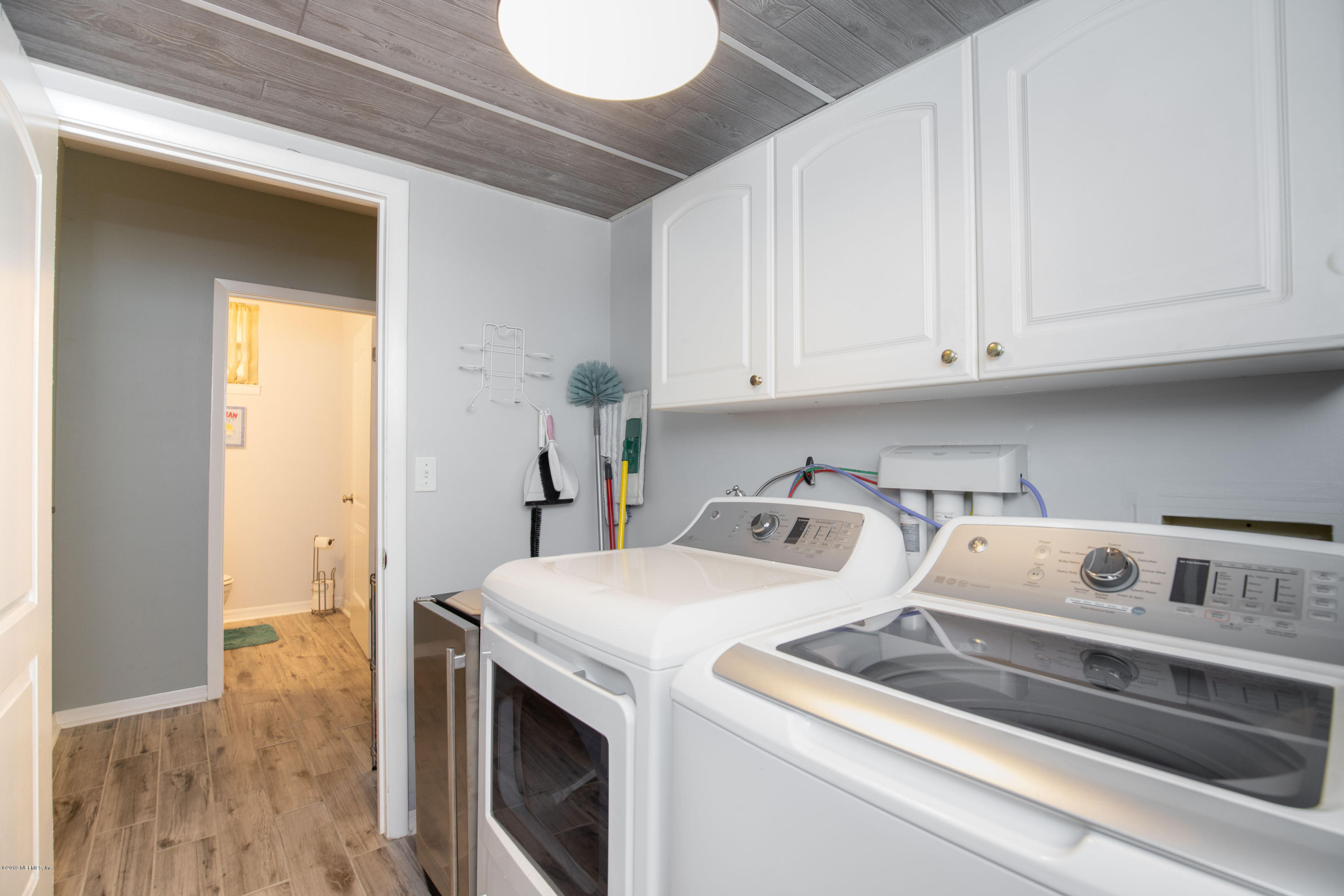 190 Wesley Road Green Cove Springs, FL 32043 - Photo 41 of 53 laundry
