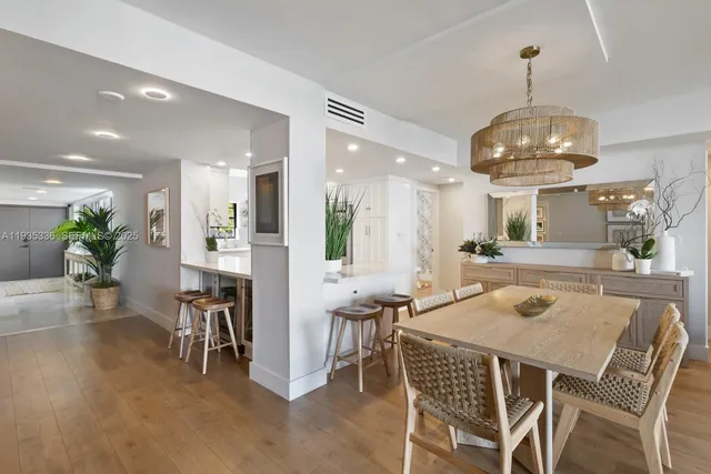 $9,500 | 141 Crandon Boulevard, Unit 446, Key Biscayne, FL 33149