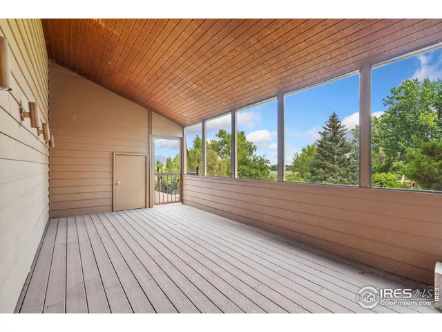 a view of outdoor space with city view