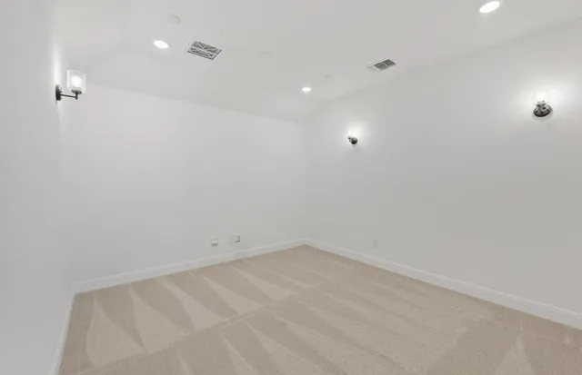 $575,900 | 516 Knot Drive, Leander, TX 78641