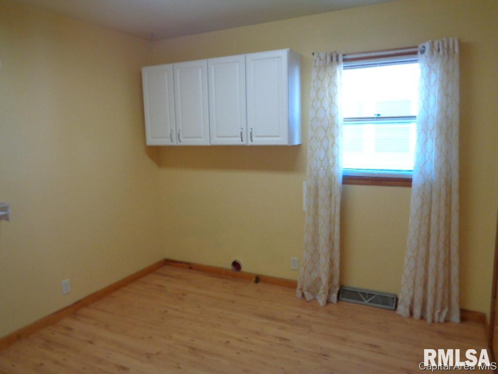 2231 East Enterprise Street Springfield, IL 62702 - Photo 13 of 28 Gallery Image 13