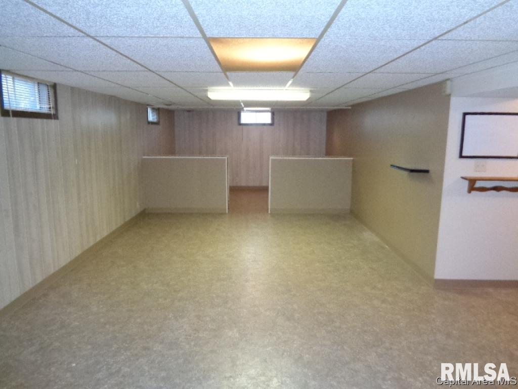 2231 East Enterprise Street Springfield, IL 62702 - Photo 18 of 28 Gallery Image 18