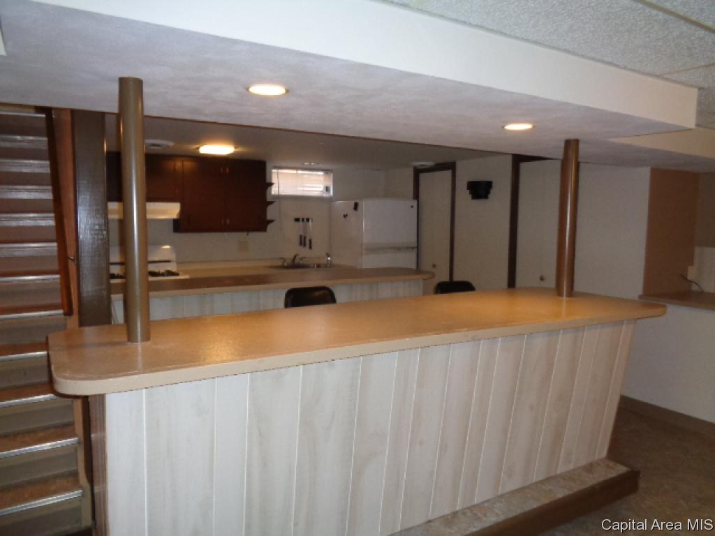 2231 East Enterprise Street Springfield, IL 62702 - Photo 19 of 28 Gallery Image 19
