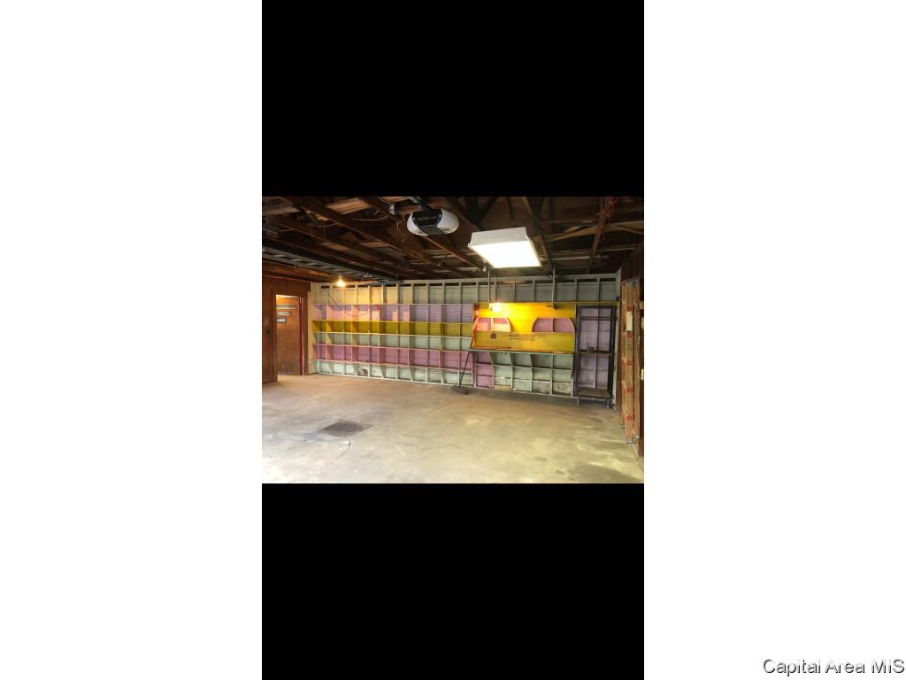 2231 East Enterprise Street Springfield, IL 62702 - Photo 25 of 28 Gallery Image 25