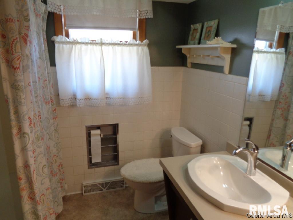 2231 East Enterprise Street Springfield, IL 62702 - Photo 9 of 28 Gallery Image 9