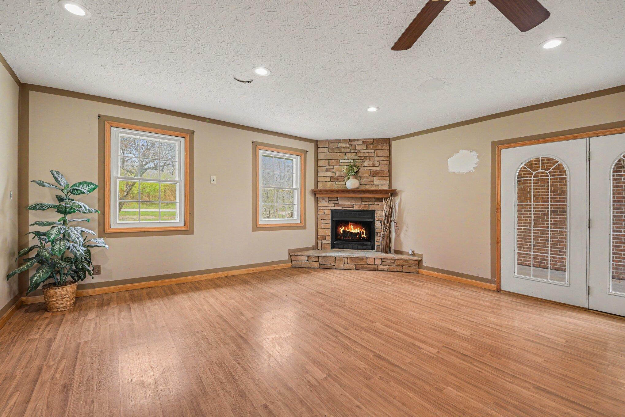 4294 Idlewild Road Burlington, KY 41005 - Photo 14 of 42 005_file_7005