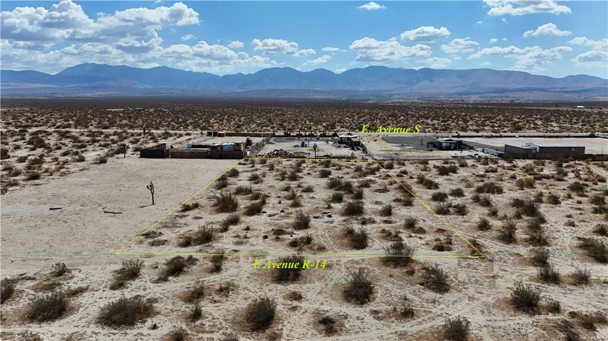 0 East Ave R 14 Littlerock, CA 93543 - Photo 3 of 5 a view of city with ocean view