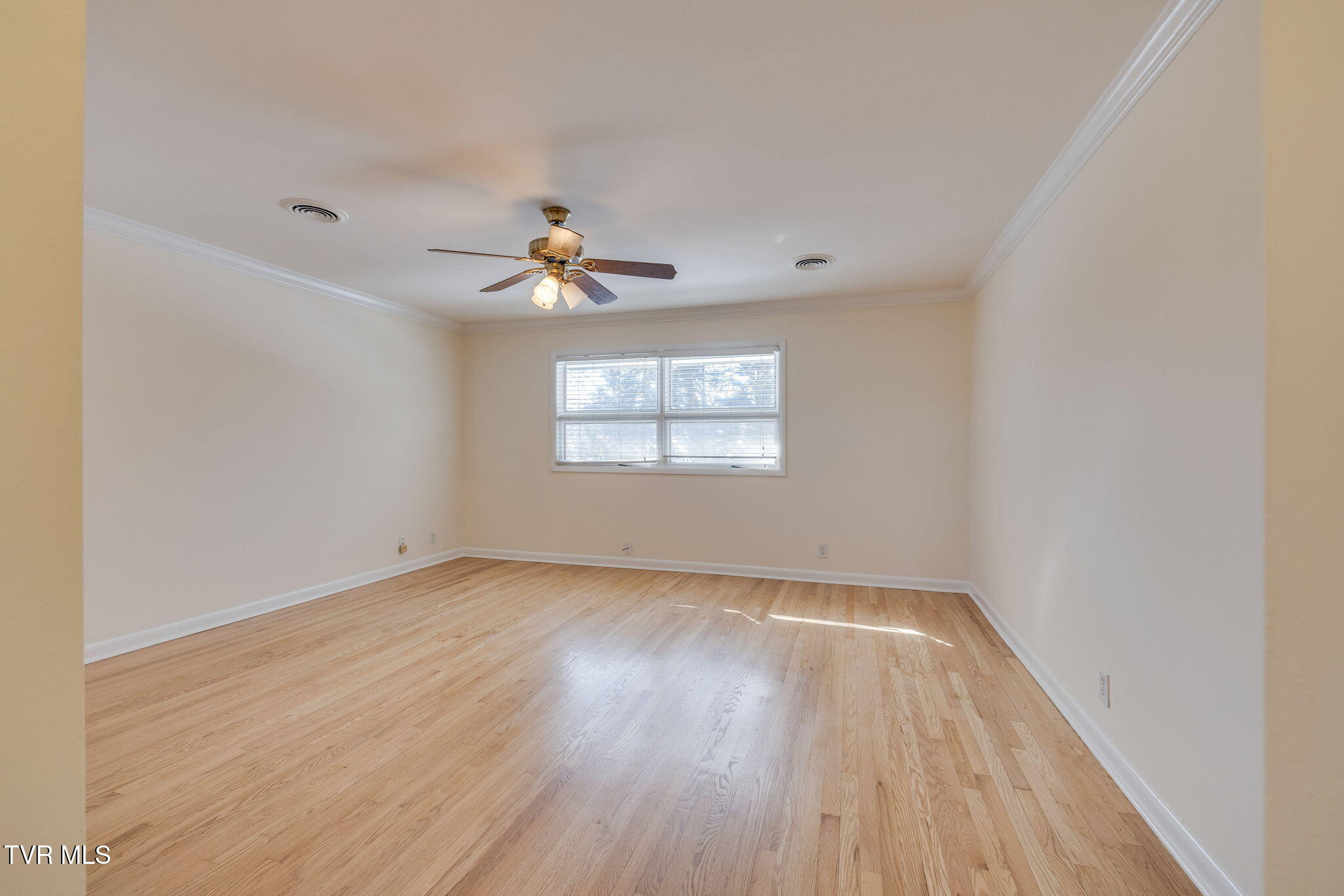 1209 Ridgeway Road Johnson City, TN 37601 - Photo 39 of 71 016