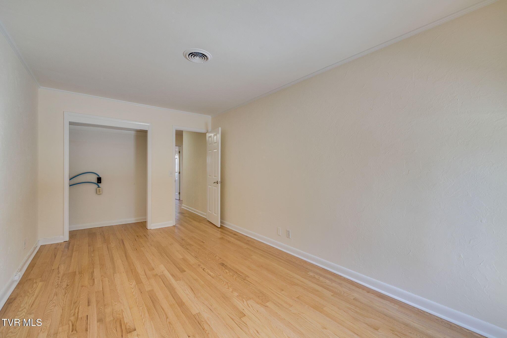1209 Ridgeway Road Johnson City, TN 37601 - Photo 49 of 71 027