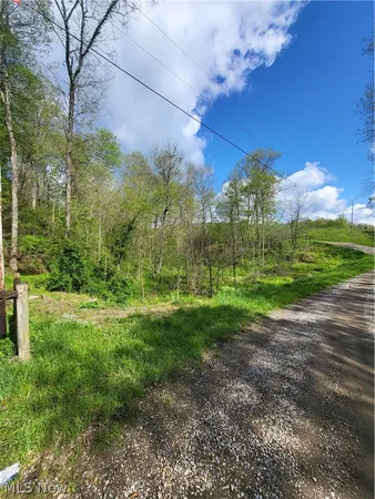 $127,000 | 62 Township Road, Dresden, OH 43821